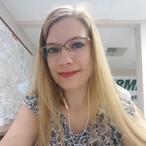 Meet your Posher, Sharon